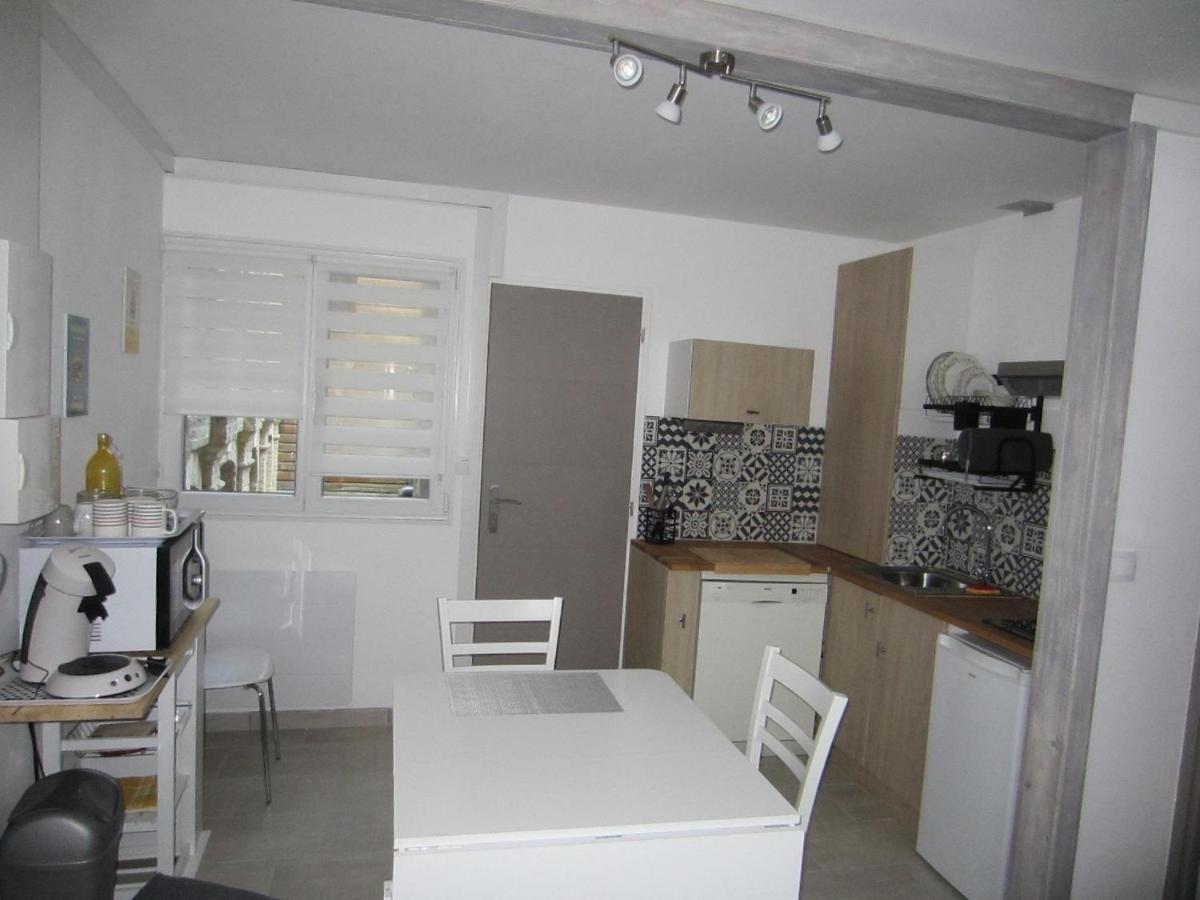 Apartamento Studio Hyper Centre Avec Terrasse A 1 Rue De La Plage Et2 Dieppe Exterior foto